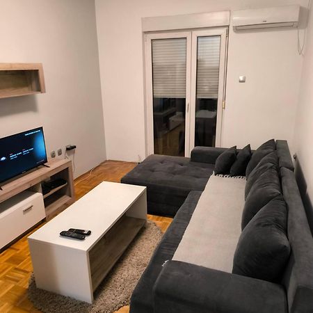 Apartament Oaza Mira + Free Parking Nowy Sad Zewnętrze zdjęcie