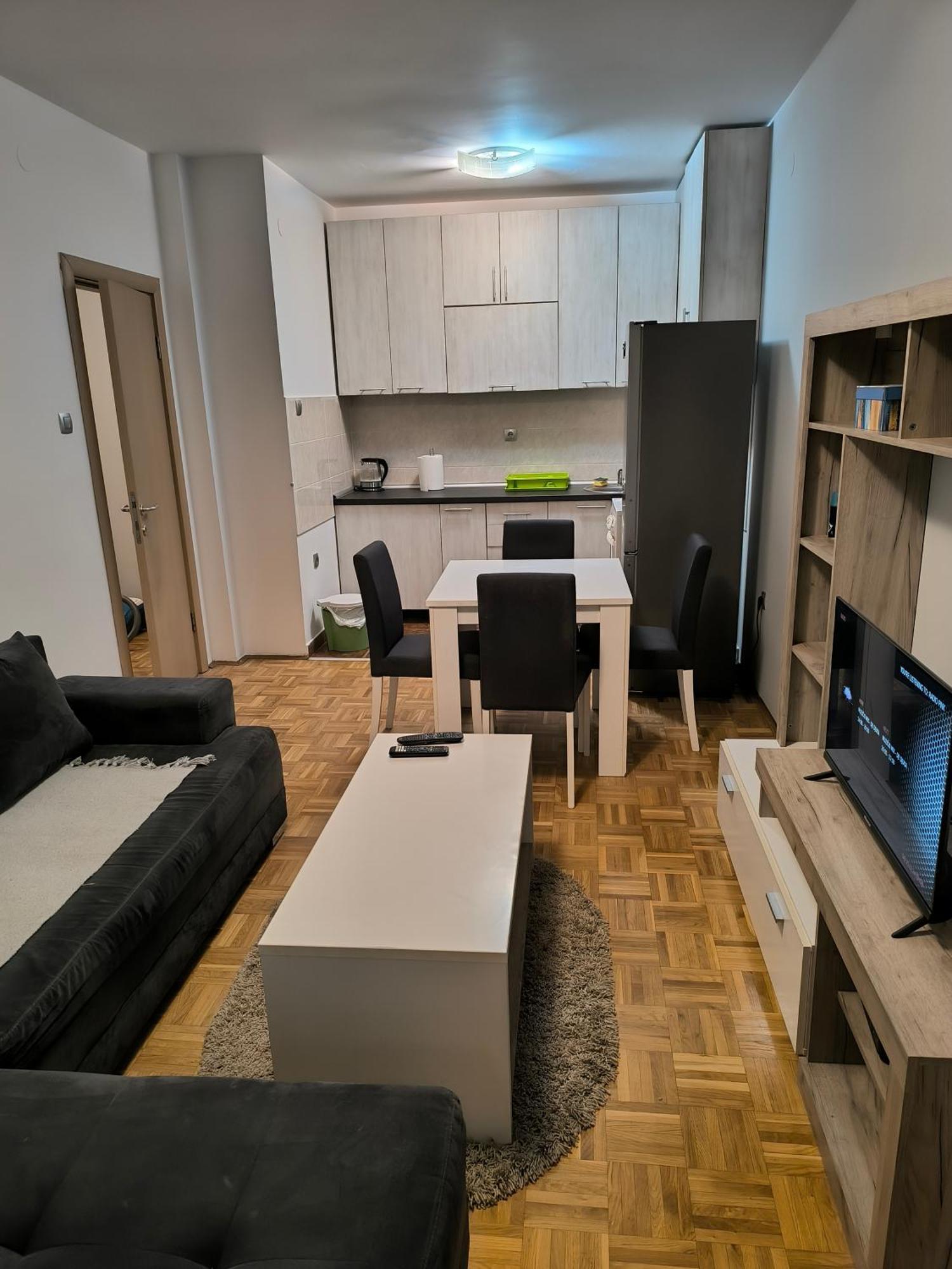 Apartament Oaza Mira + Free Parking Nowy Sad Zewnętrze zdjęcie